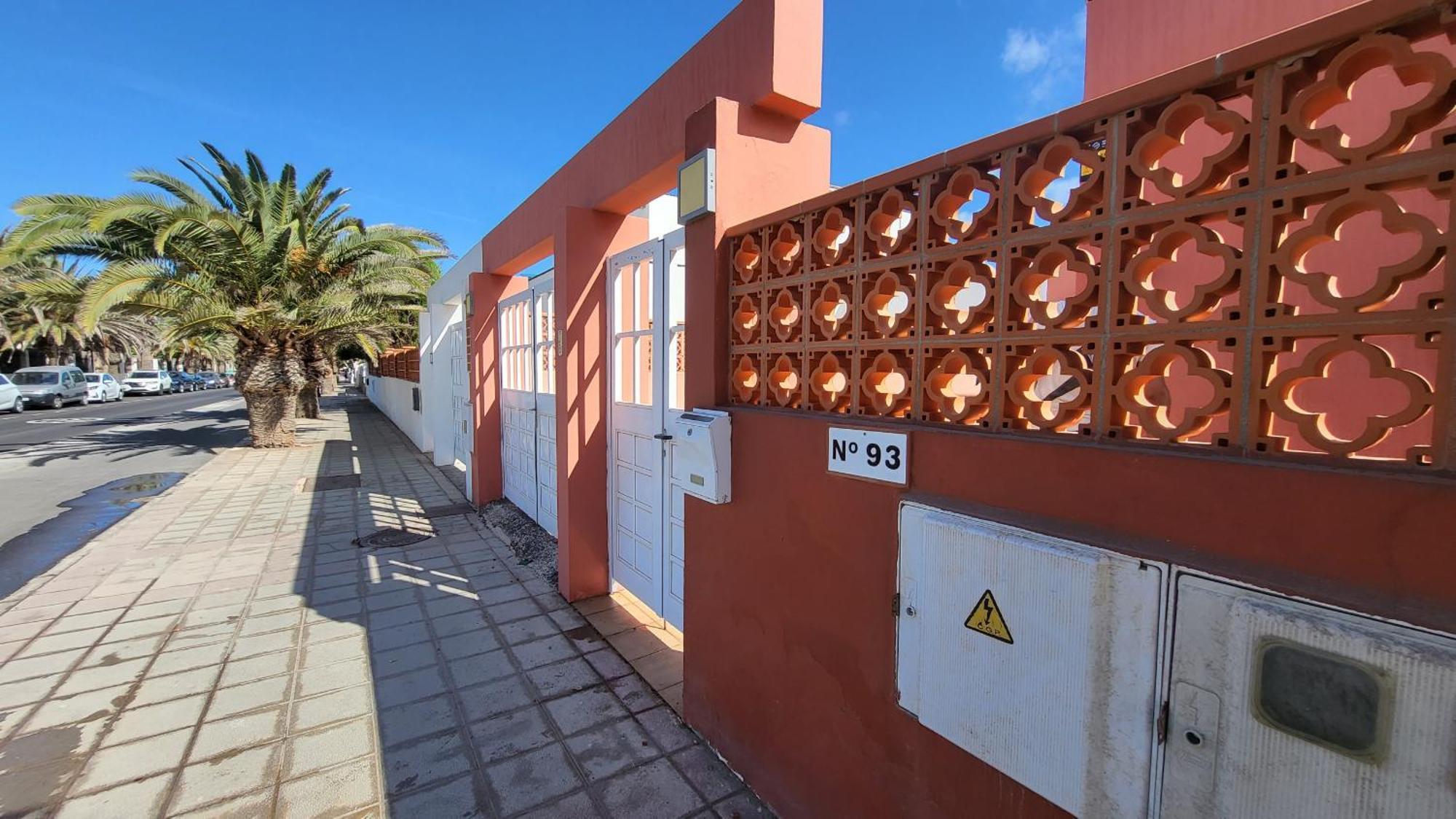 Long Beach By Canariasgetaway Corralejo Exterior photo